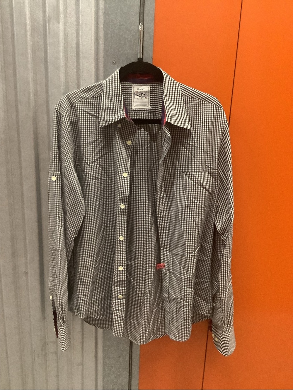 GANT Men's Black and White Gingham Button-Down Shirt
